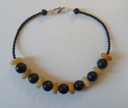 Necklace Agate, Onyx and Jade