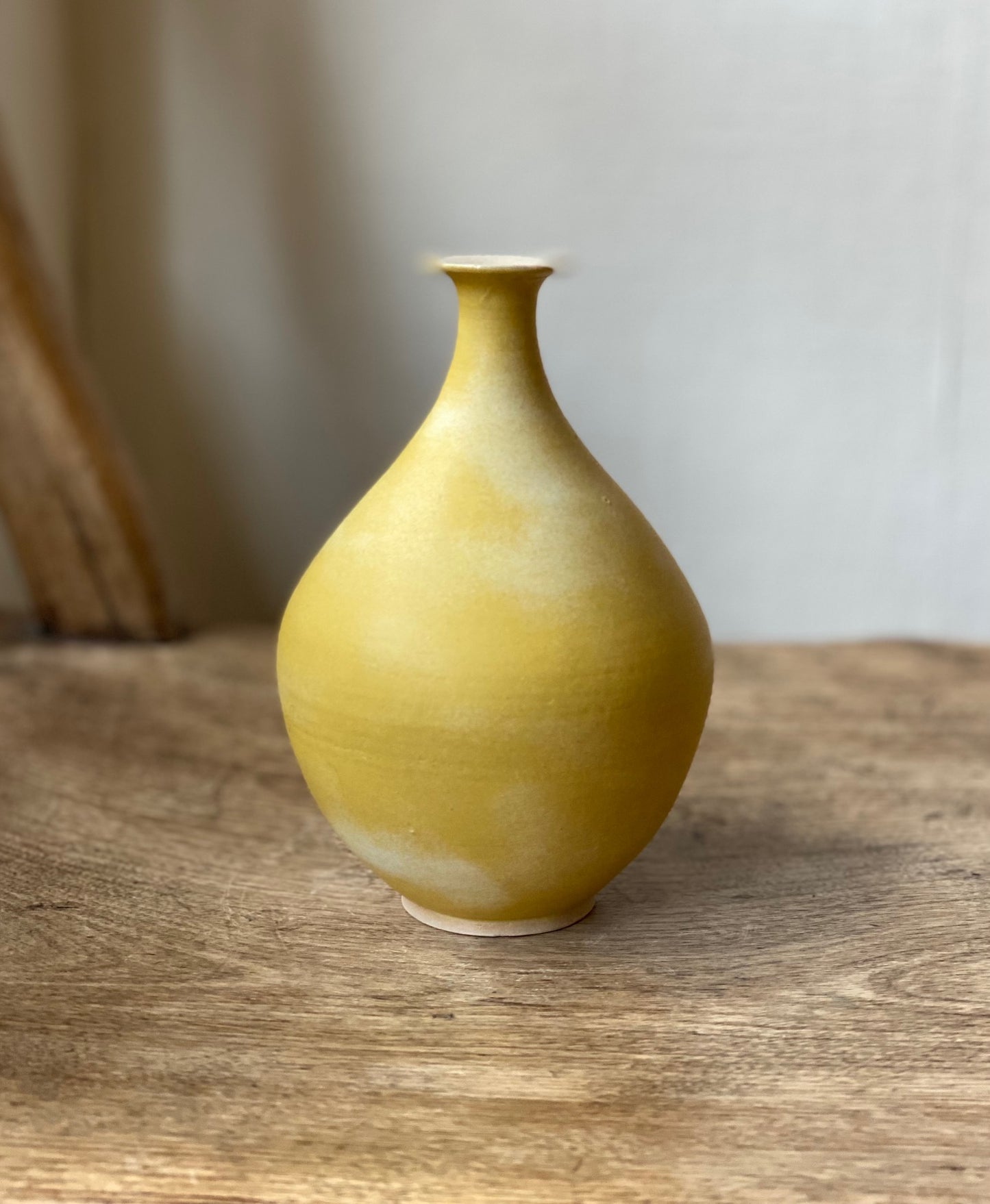 Yellow curve vase